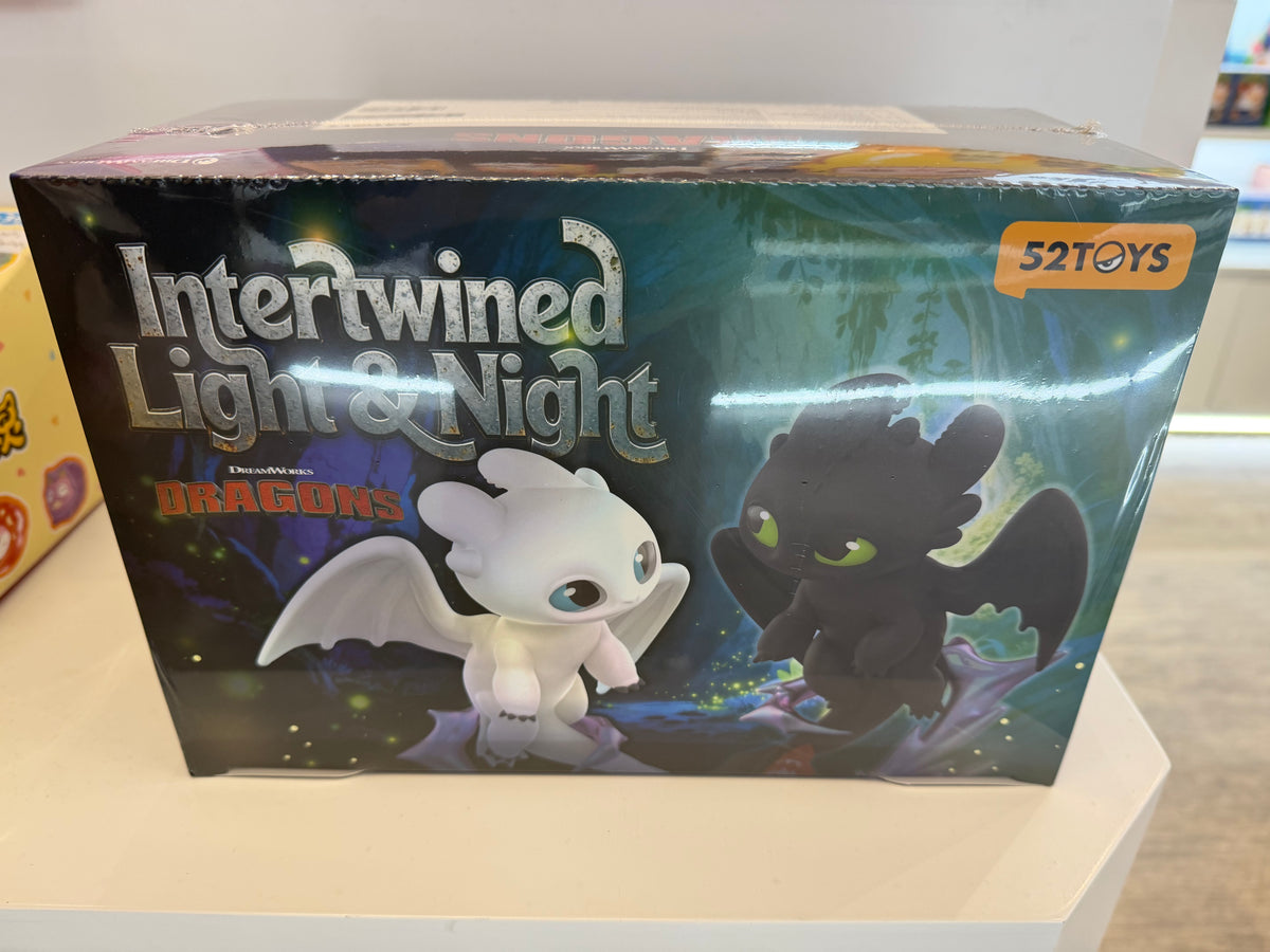 How to train your dragon Intertwined Light & Night Series